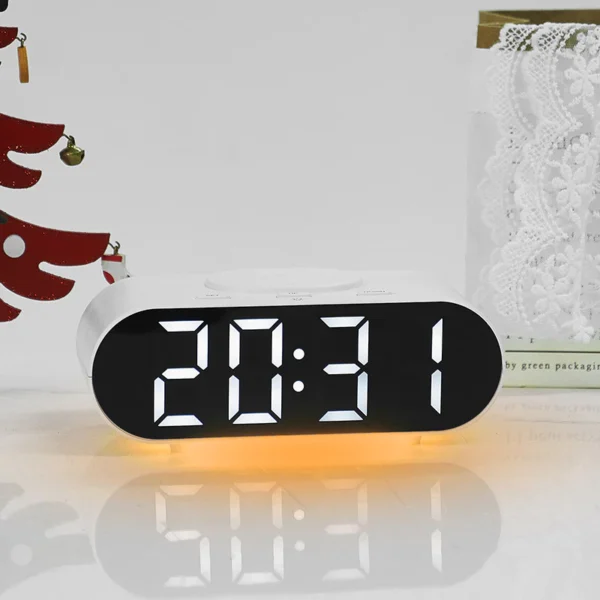 wireless charging electronic clock Simple multi function clock  selling bedside desk clock Fast charging mobile phone alarm clock GH9000