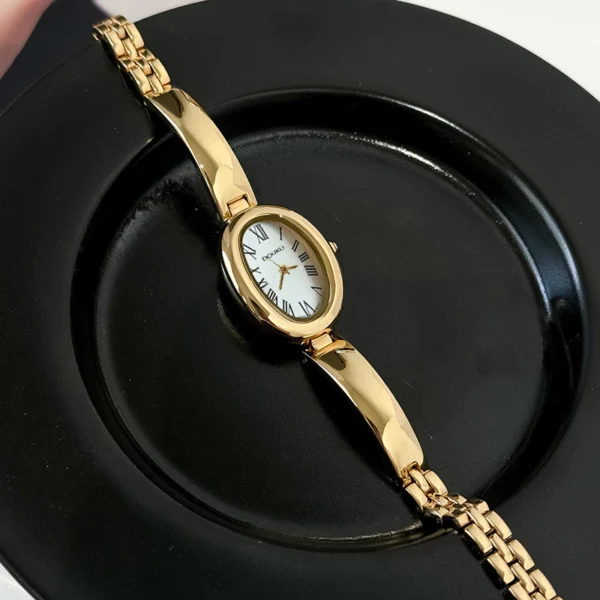 Women Baignoire Retro Waterproof Watch Stainless Steel Small Dial Bracelet Watch Birthday Gift